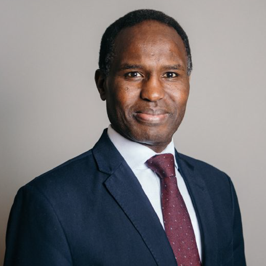 Mohamed Elsanousi headshot